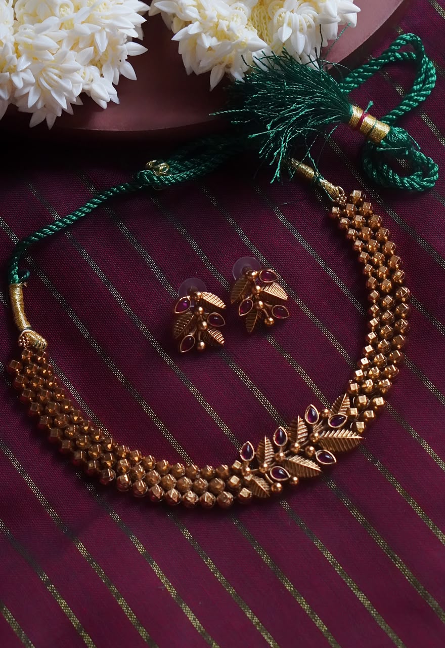 Patra Ruby Choker Set